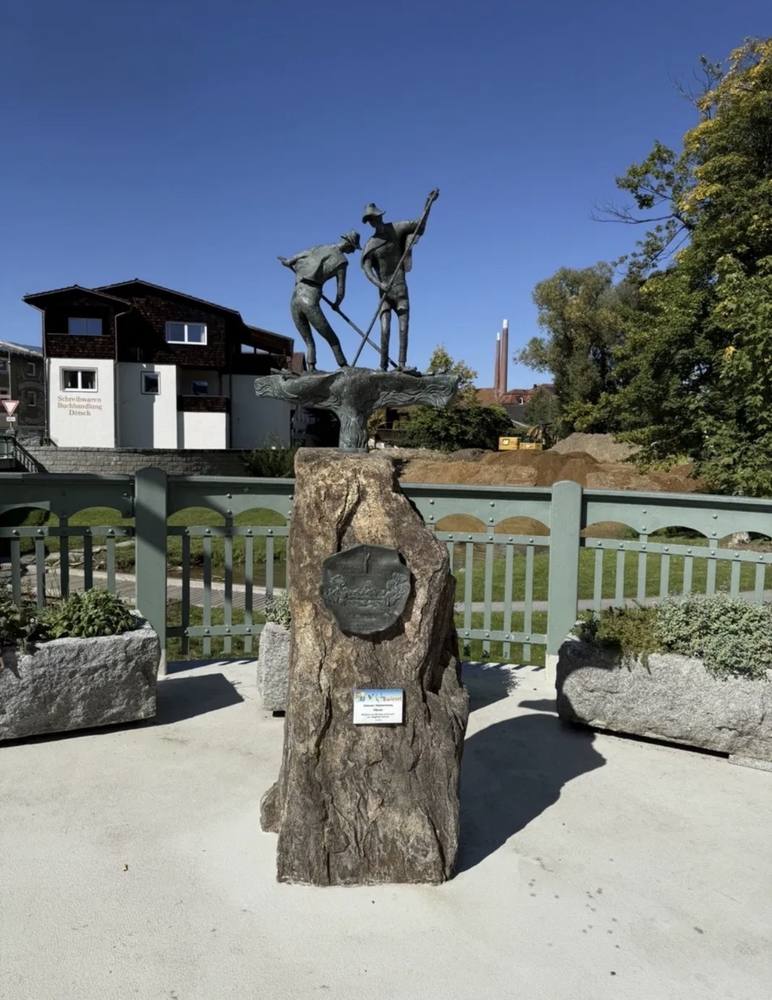 Das Flößer-Denkmal in Zwiesel